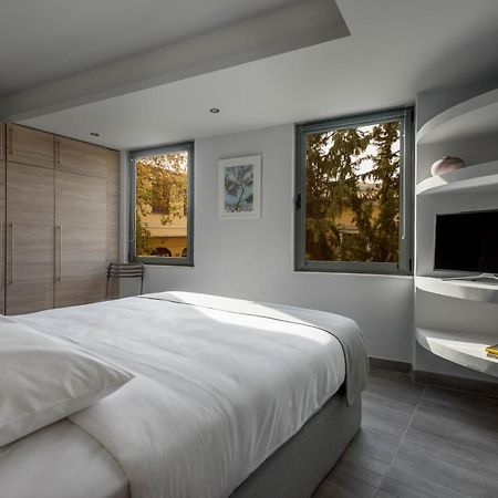 Fos Residential Apartments Атина Екстериор снимка