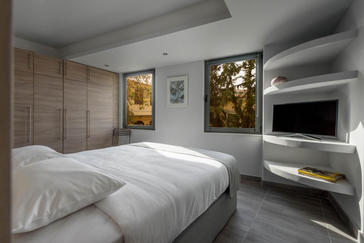 Fos Residential Apartments Атина Екстериор снимка