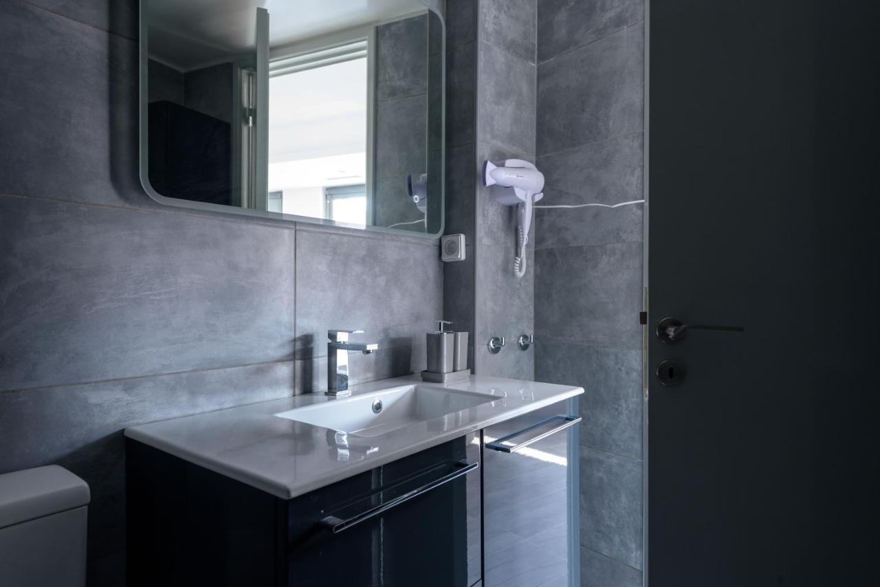 Fos Residential Apartments Атина Екстериор снимка